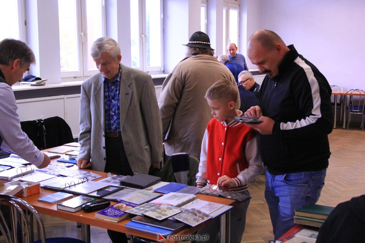 Giełda kolekcjonerska w Ostrołęce: prawdziwa kopalnia skarbów [05.11.2023] - zdjęcie #19 - eOstroleka.pl
