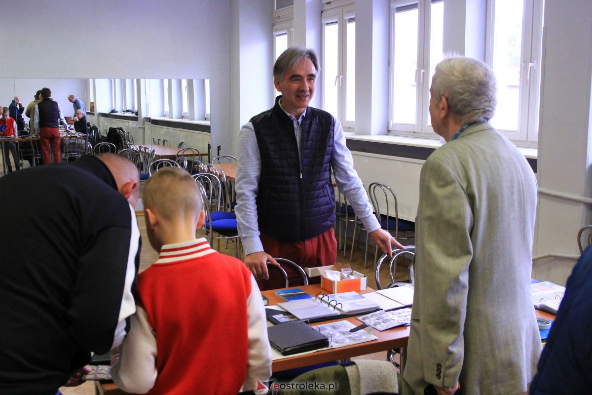 Giełda kolekcjonerska w Ostrołęce: prawdziwa kopalnia skarbów [05.11.2023] - zdjęcie #13 - eOstroleka.pl