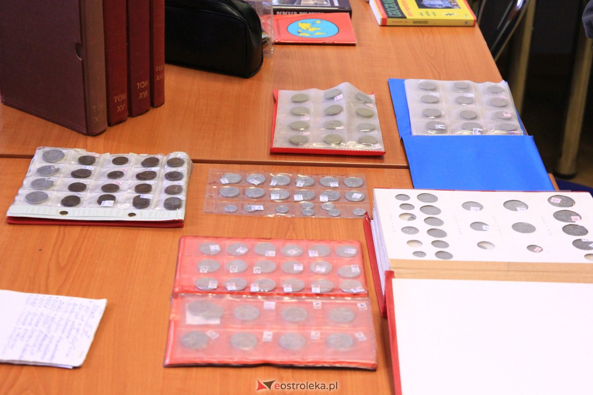 Giełda kolekcjonerska w Ostrołęce: prawdziwa kopalnia skarbów [05.11.2023] - zdjęcie #10 - eOstroleka.pl