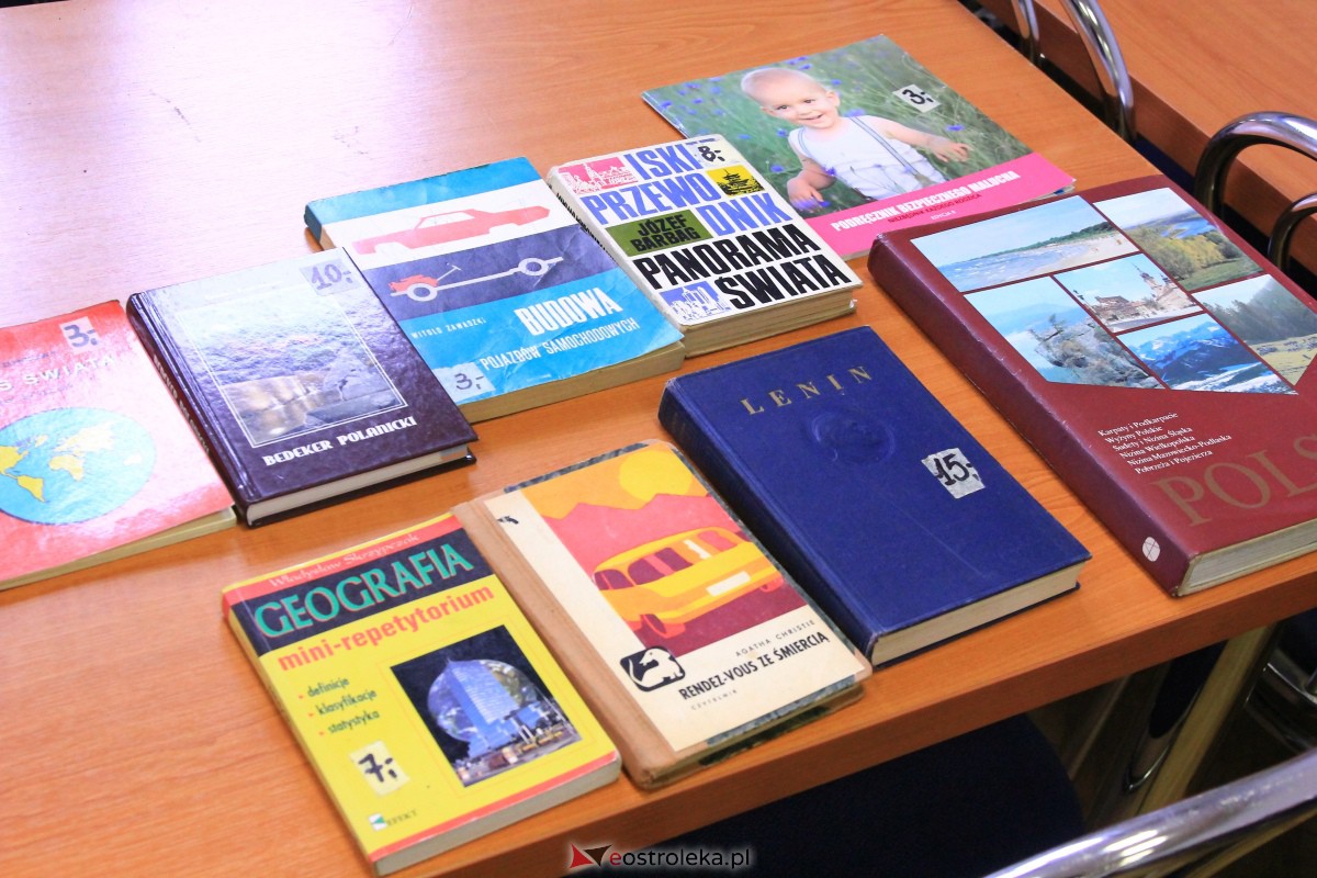 Giełda kolekcjonerska w Ostrołęce: prawdziwa kopalnia skarbów [05.11.2023] - zdjęcie #9 - eOstroleka.pl