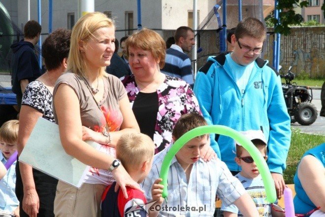 Dzień Dziecia -Pomocna Dłoń (29.05.2011) - zdjęcie #10 - eOstroleka.pl