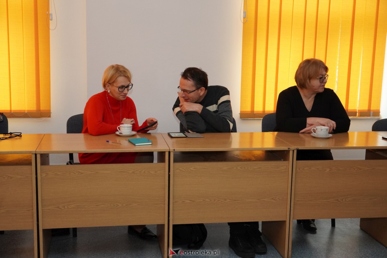 Szkolenie dla bibliotekarzy z Ostrołęki i powiatu ostrołęckiego [08.11.2023] - zdjęcie #5 - eOstroleka.pl