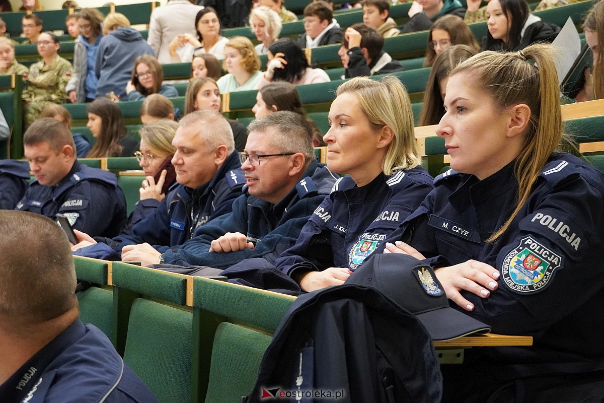 Debata o cyberbezpieczeństwie w Ostrołęce [08.11.2023] - zdjęcie #49 - eOstroleka.pl