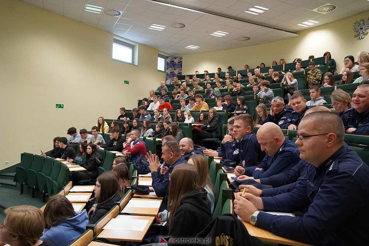 Debata o cyberbezpieczeństwie w Ostrołęce [08.11.2023] - zdjęcie #33 - eOstroleka.pl