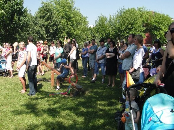 Festyn rodzinny w Przedszkolu Miejskim nr 13 - zdjęcie #15 - eOstroleka.pl