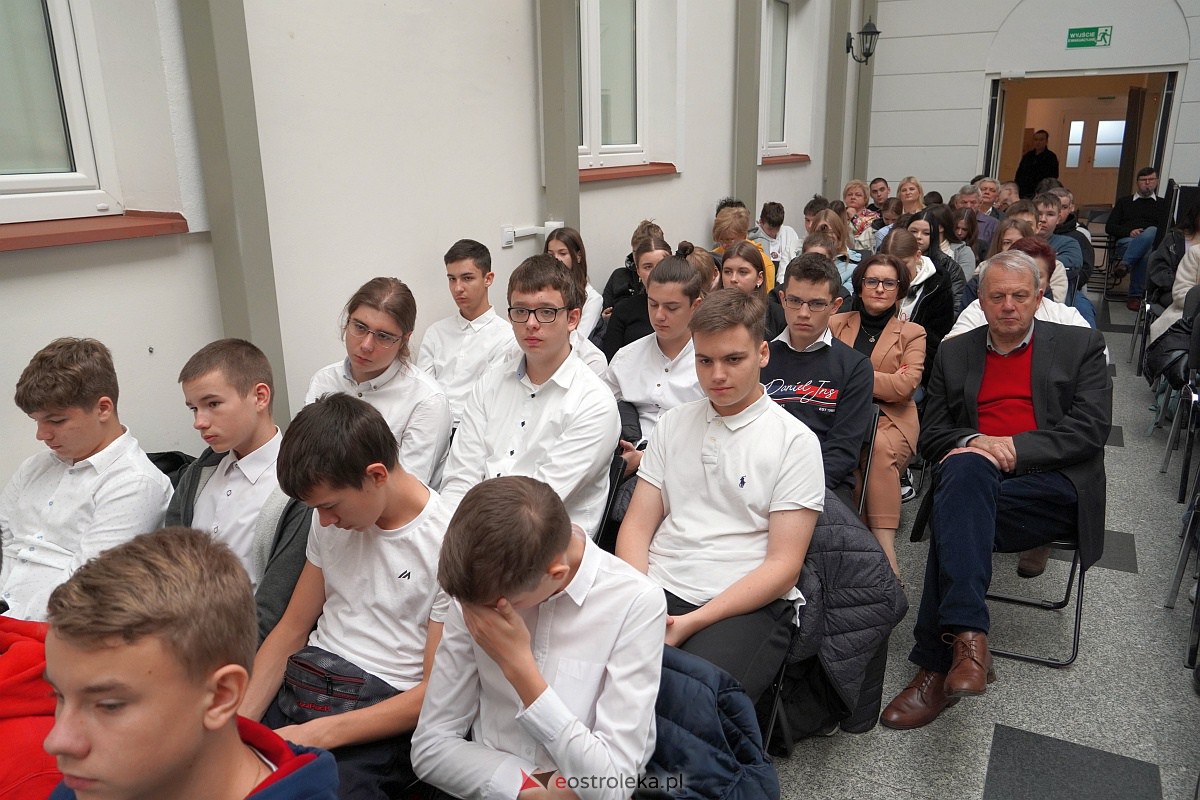Konferencja naukowa z okazji 160. rocznicy wybuchu Powstania Styczniowego na Kurpiowszczyźnie [10.11.2023] - zdjęcie #14 - eOstroleka.pl