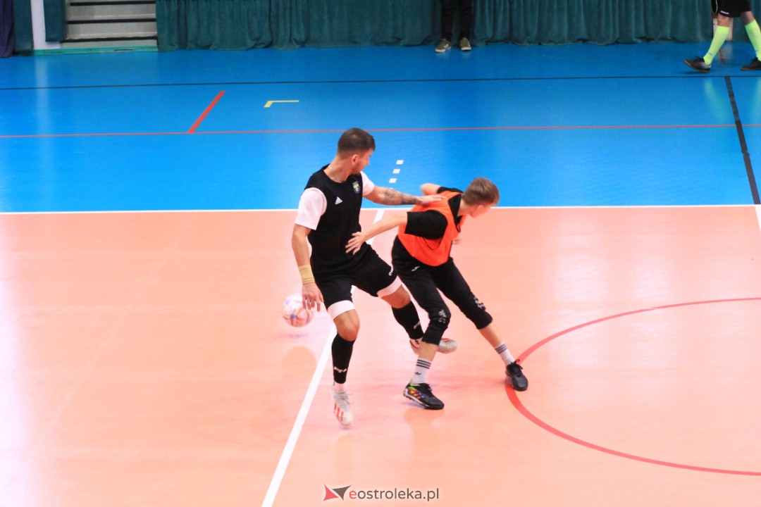 II Turniej Piłkarski z okazji Święta Niepodległości 2023 [11.11.2023] - zdjęcie #38 - eOstroleka.pl