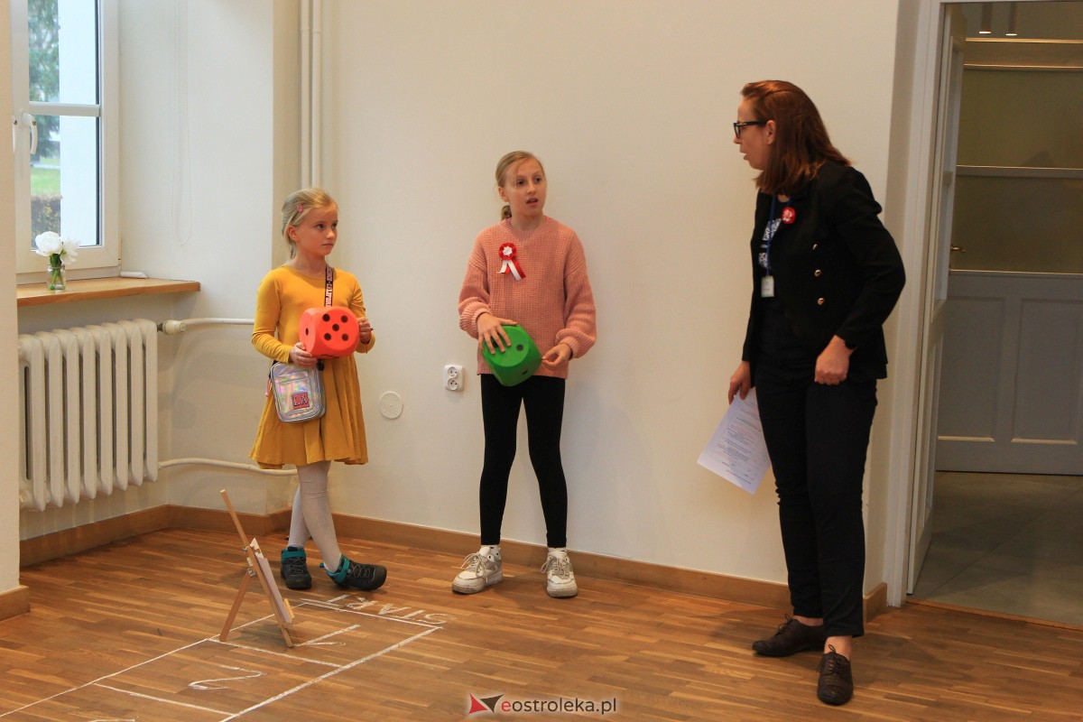 “Barwy Niepodległej” w Muzeum Kultury Kurpiowskiej [11.11.2023] - zdjęcie #20 - eOstroleka.pl