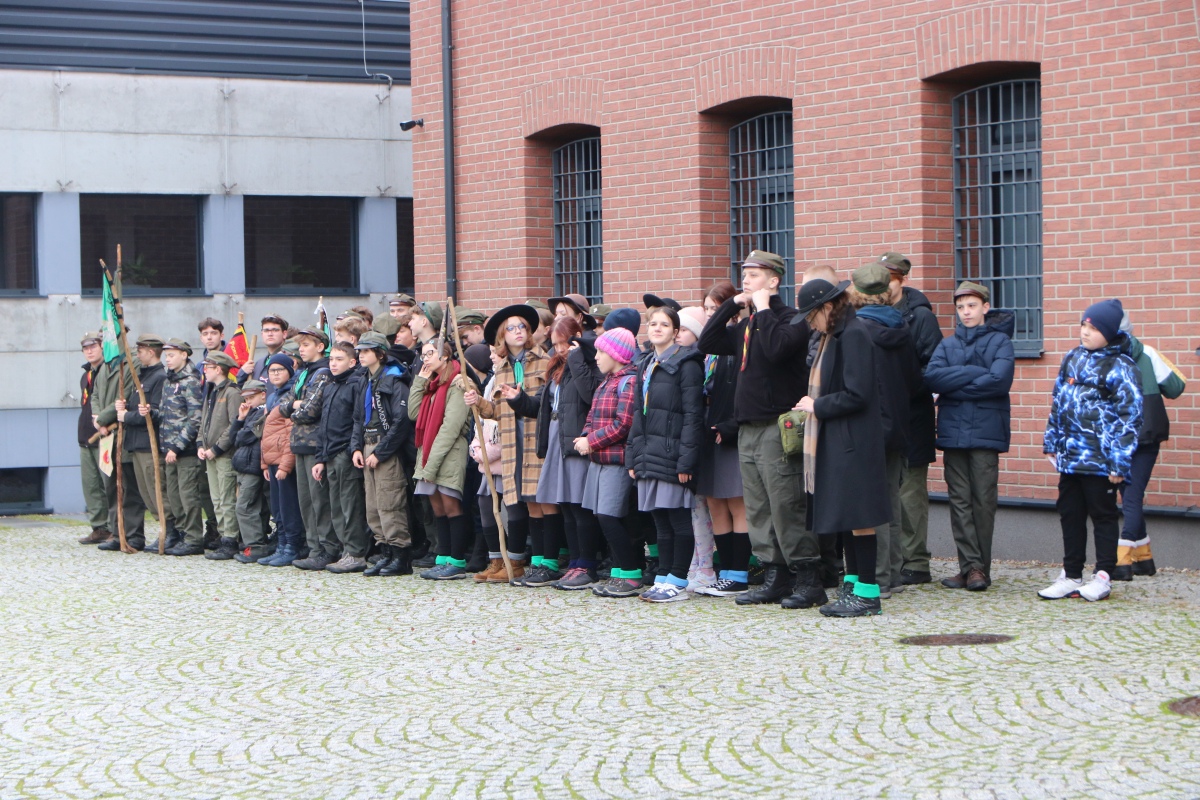 Niepodległa do hymnu w Muzeum Żołnierzy Wyklętych [11.11.2023] - zdjęcie #103 - eOstroleka.pl