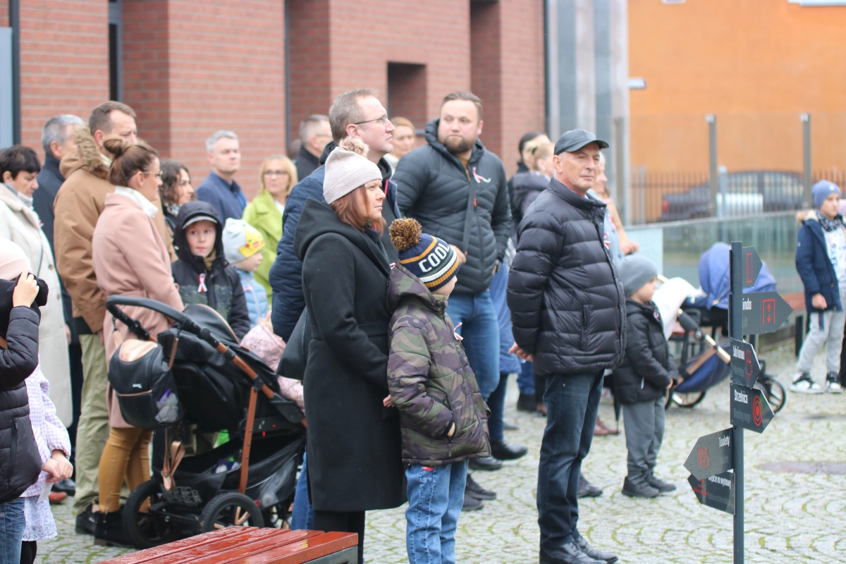 Niepodległa do hymnu w Muzeum Żołnierzy Wyklętych [11.11.2023] - zdjęcie #83 - eOstroleka.pl