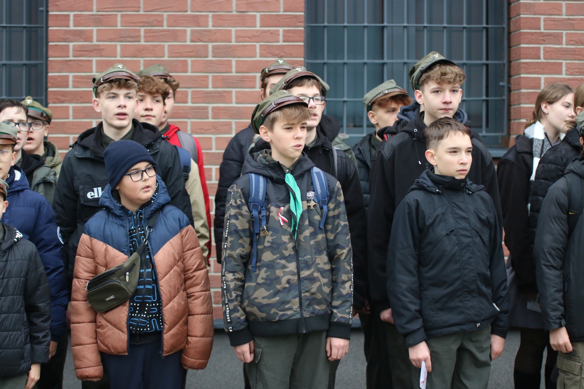 Niepodległa do hymnu w Muzeum Żołnierzy Wyklętych [11.11.2023] - zdjęcie #58 - eOstroleka.pl