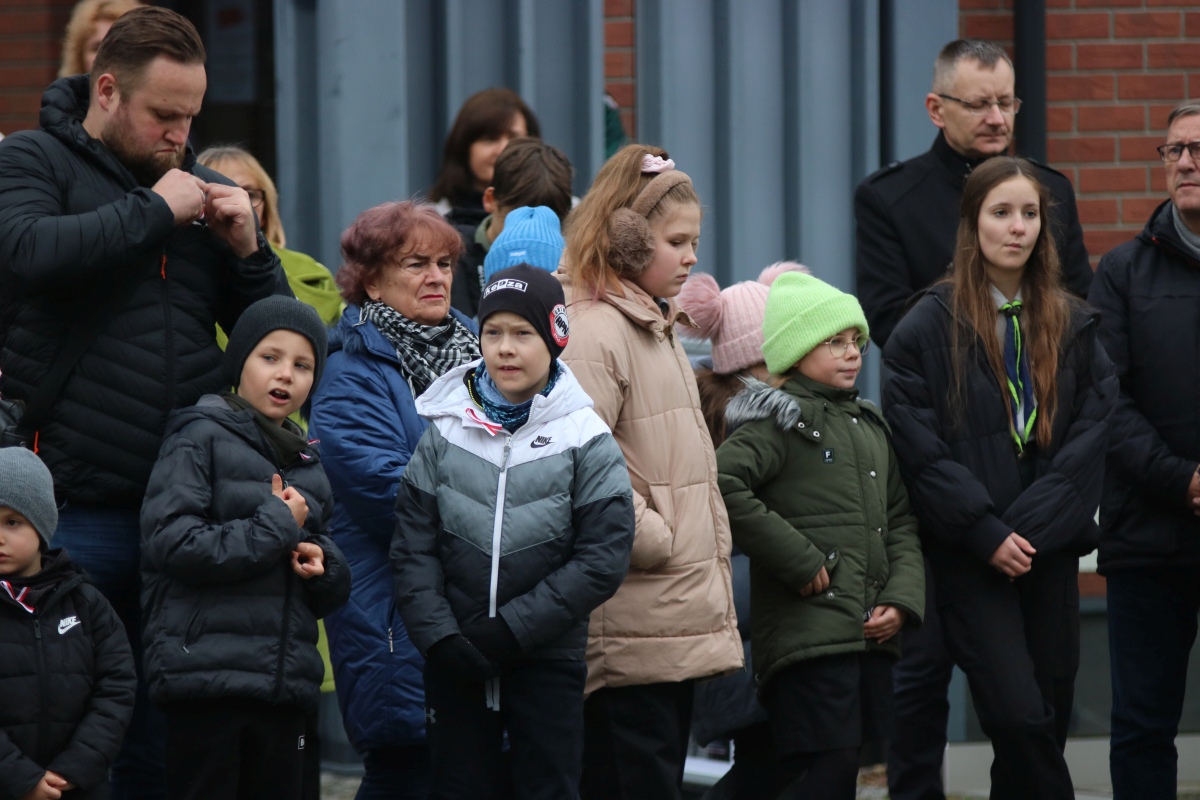 Niepodległa do hymnu w Muzeum Żołnierzy Wyklętych [11.11.2023] - zdjęcie #46 - eOstroleka.pl