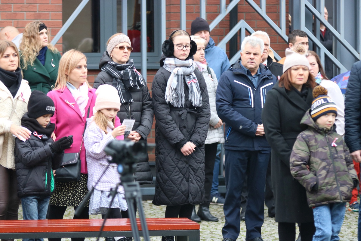 Niepodległa do hymnu w Muzeum Żołnierzy Wyklętych [11.11.2023] - zdjęcie #41 - eOstroleka.pl