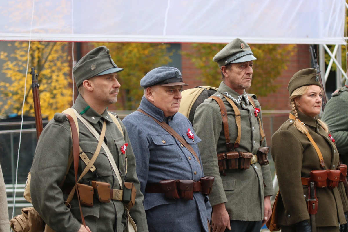 Niepodległa do hymnu w Muzeum Żołnierzy Wyklętych [11.11.2023] - zdjęcie #39 - eOstroleka.pl