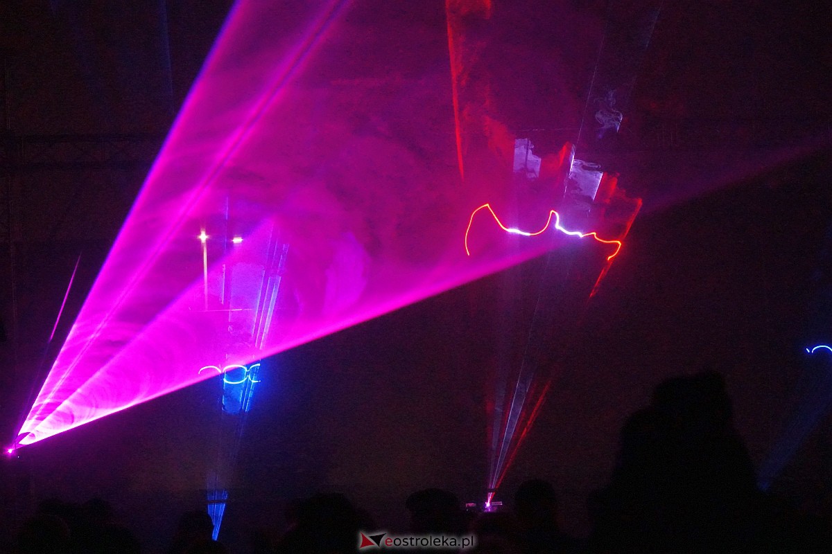 Laserowy pokaz pt. Historia Polski w MŻW [11.11.2023] - zdjęcie #17 - eOstroleka.pl