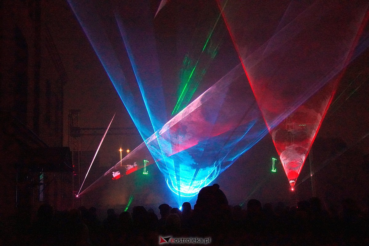 Laserowy pokaz pt. Historia Polski w MŻW [11.11.2023] - zdjęcie #11 - eOstroleka.pl
