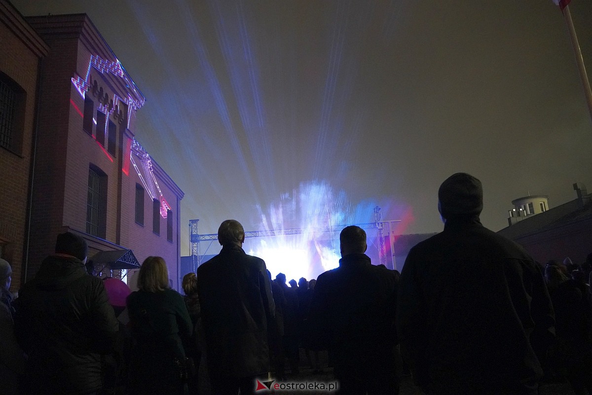 Laserowy pokaz pt. Historia Polski w MŻW [11.11.2023] - zdjęcie #7 - eOstroleka.pl