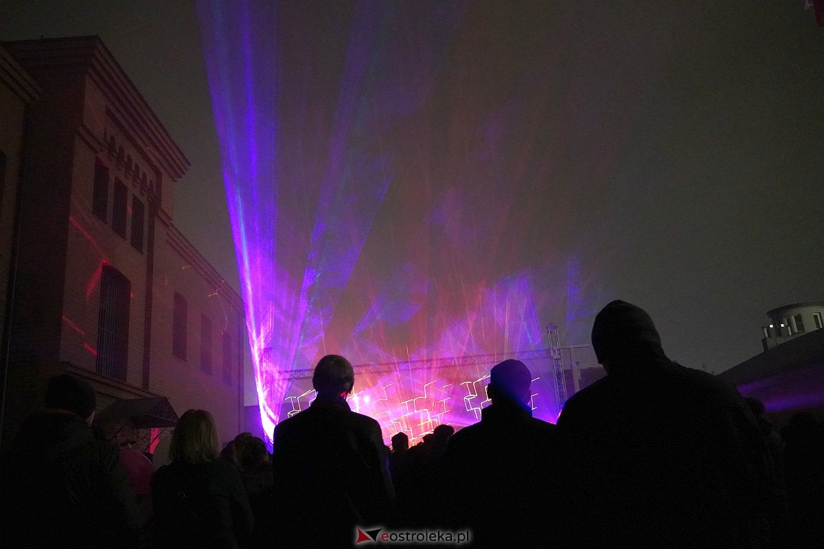 Laserowy pokaz pt. Historia Polski w MŻW [11.11.2023] - zdjęcie #3 - eOstroleka.pl