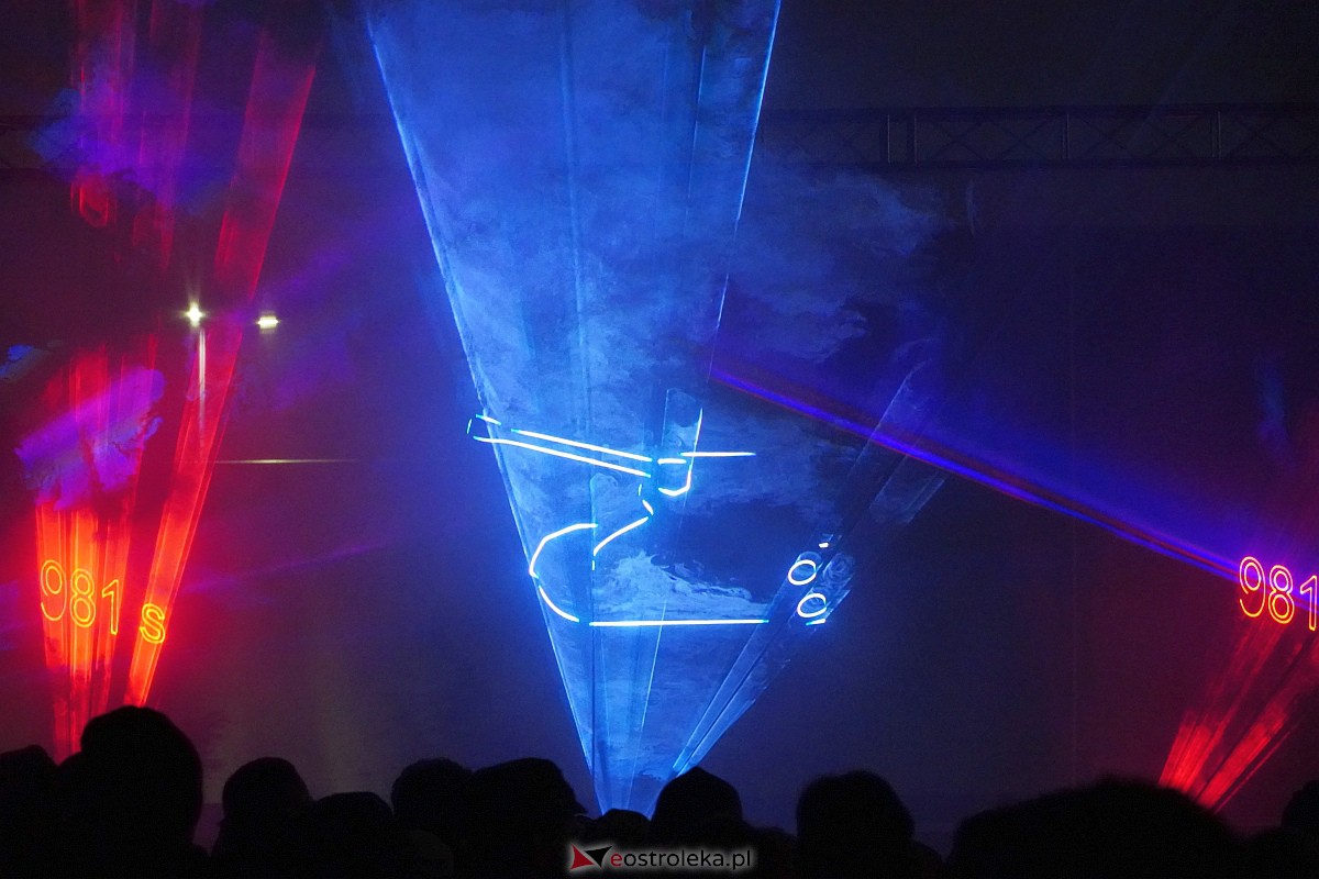 Laserowy pokaz pt. Historia Polski w MŻW [11.11.2023] - zdjęcie #2 - eOstroleka.pl