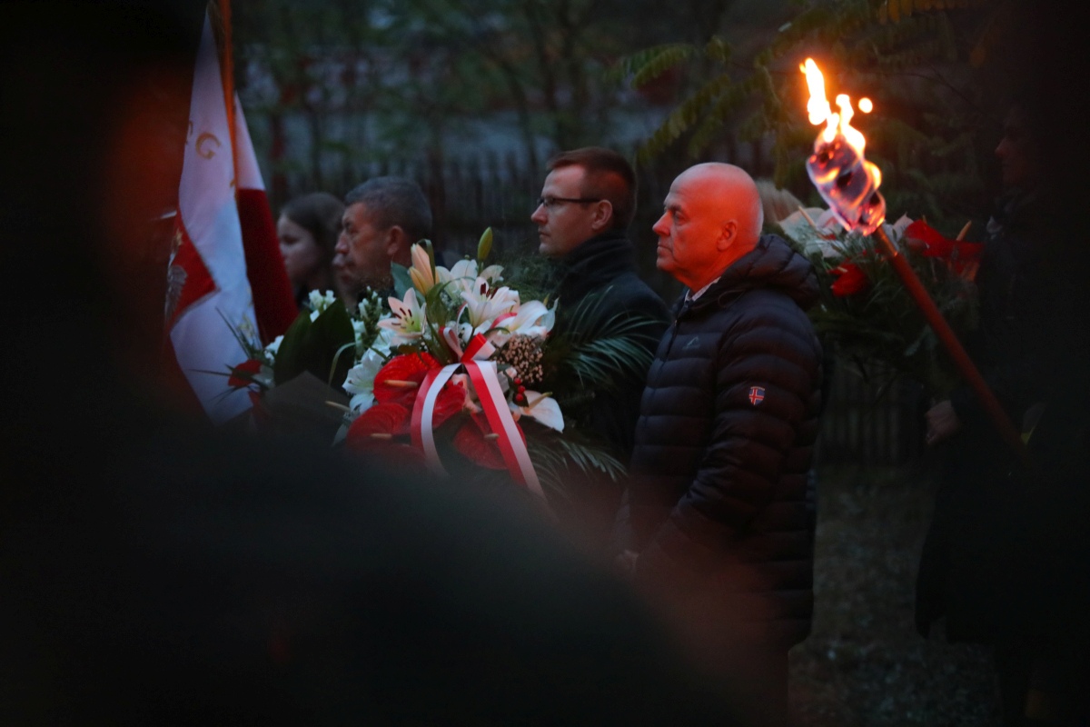 Kamianka: Uroczystości patriotyczne z okazji 11 listopada [11.11.2023] - zdjęcie #19 - eOstroleka.pl