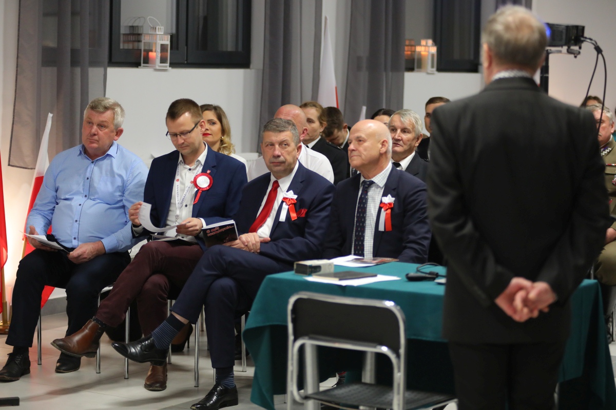 Kamianka: Uroczystości patriotyczne z okazji 11 listopada [11.11.2023] - zdjęcie #4 - eOstroleka.pl