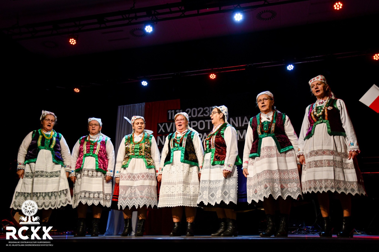 XVII spotkania “Na Kopańskim Moście” z wyjątkowym koncertem The Dziemians w Myszyńcu [11.11.2023] - zdjęcie #9 - eOstroleka.pl
