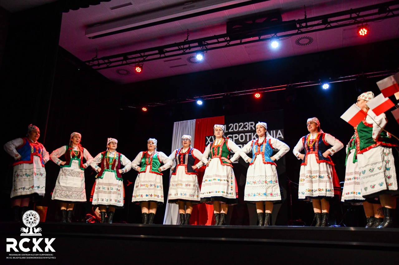 XVII spotkania “Na Kopańskim Moście” z wyjątkowym koncertem The Dziemians w Myszyńcu [11.11.2023] - zdjęcie #35 - eOstroleka.pl