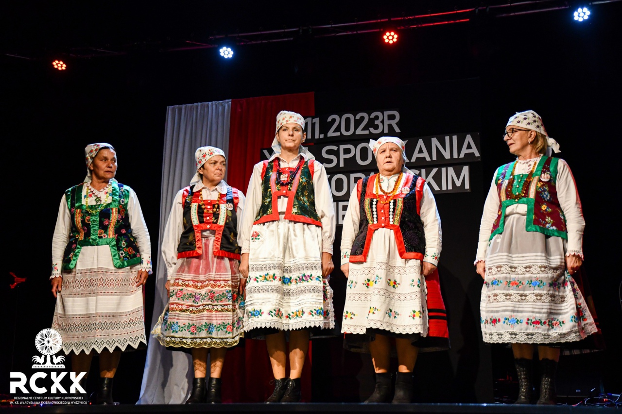 XVII spotkania “Na Kopańskim Moście” z wyjątkowym koncertem The Dziemians w Myszyńcu [11.11.2023] - zdjęcie #29 - eOstroleka.pl