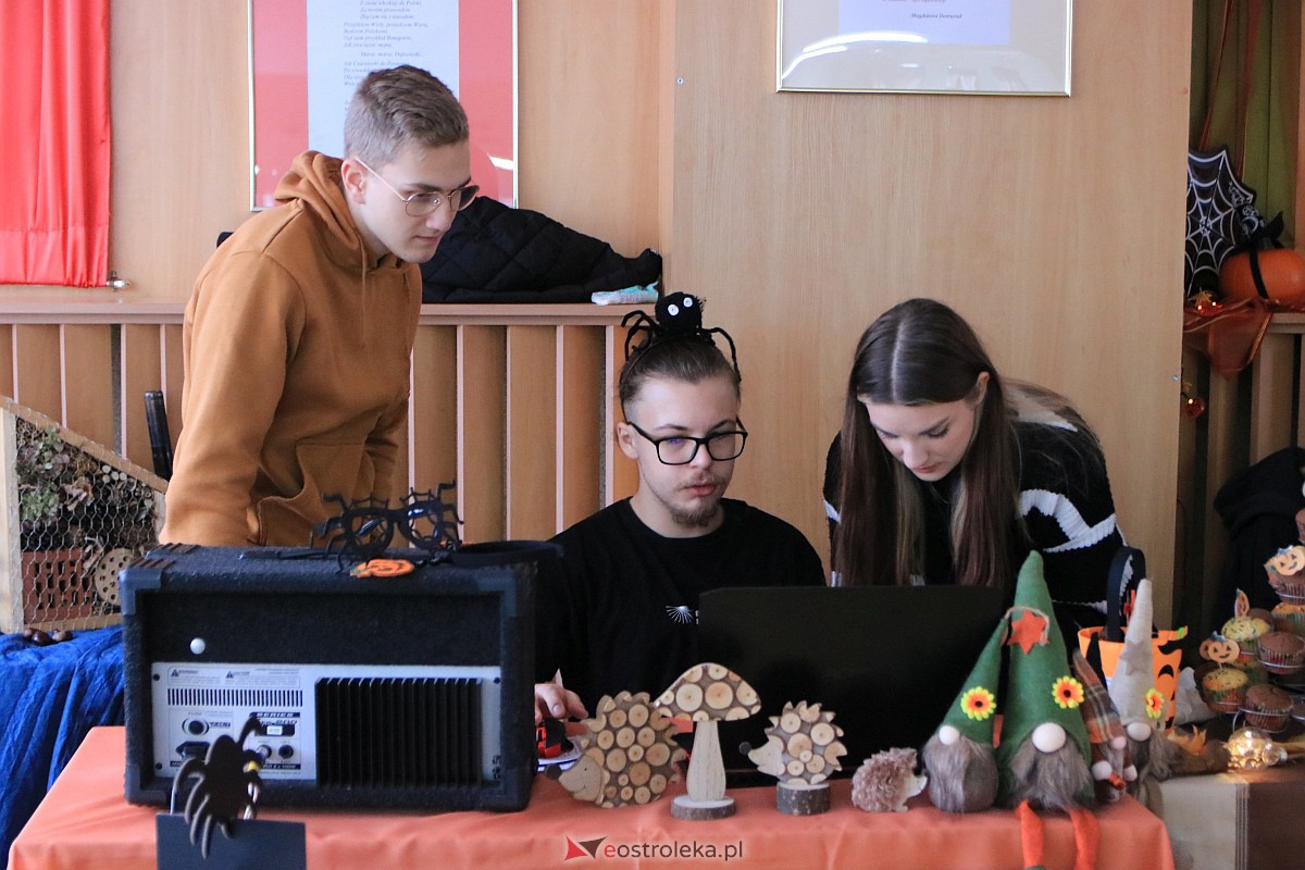 Dzień Dyni w ZSZ nr 3 [14.11.2023] - zdjęcie #2 - eOstroleka.pl