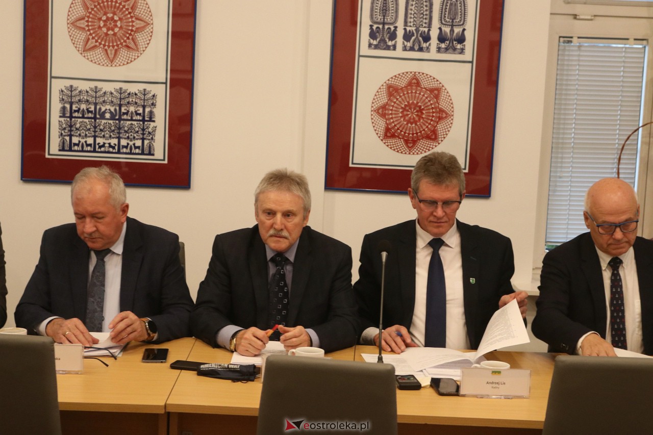 Sesja rady powiatu [14.11.2023] - zdjęcie #21 - eOstroleka.pl