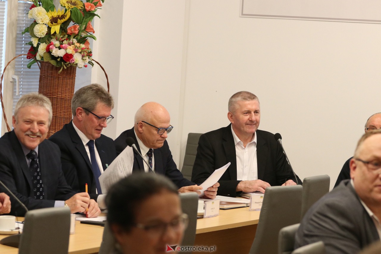 Sesja rady powiatu [14.11.2023] - zdjęcie #14 - eOstroleka.pl