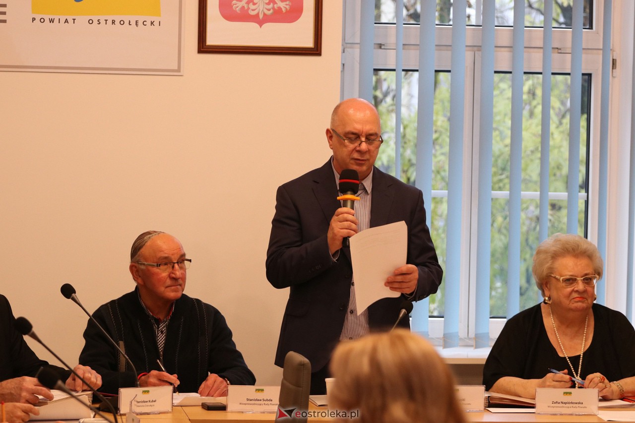 Sesja rady powiatu [14.11.2023] - zdjęcie #8 - eOstroleka.pl