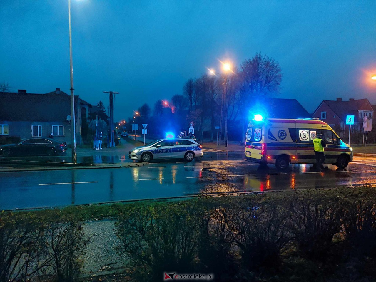 Wypadek przy Traugutta [14.11.2023] - zdjęcie #2 - eOstroleka.pl