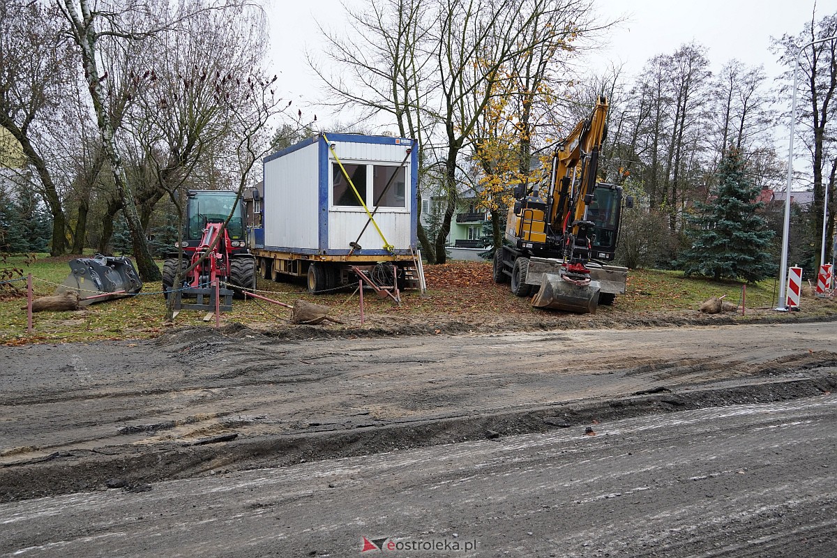 Ulica Jezierskiego w przebudowie. Ruszył pierwszy etap prac [15.11.2023] - zdjęcie #8 - eOstroleka.pl