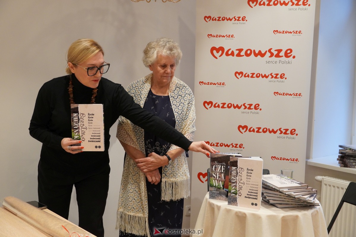Premiera książki Czesława Kaczyńska. Życie i twórczość [17.11.2023] - zdjęcie #26 - eOstroleka.pl