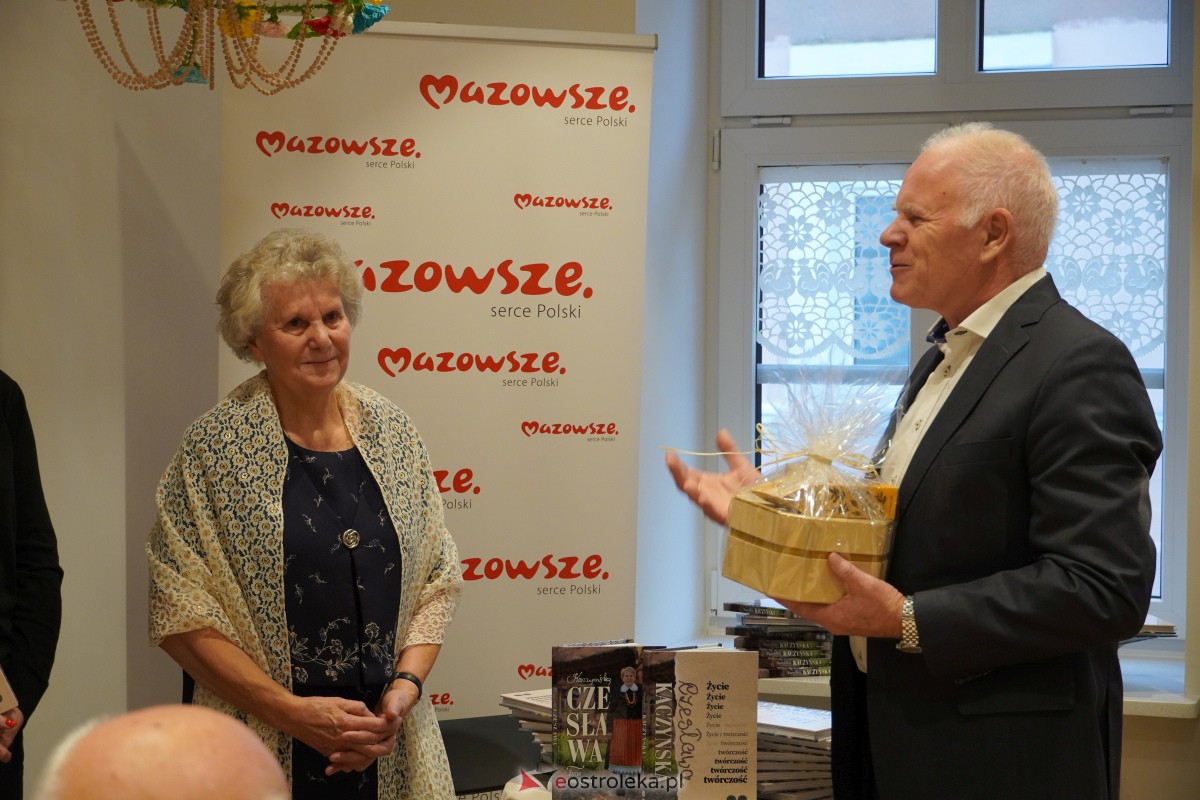 Premiera książki Czesława Kaczyńska. Życie i twórczość [17.11.2023] - zdjęcie #14 - eOstroleka.pl