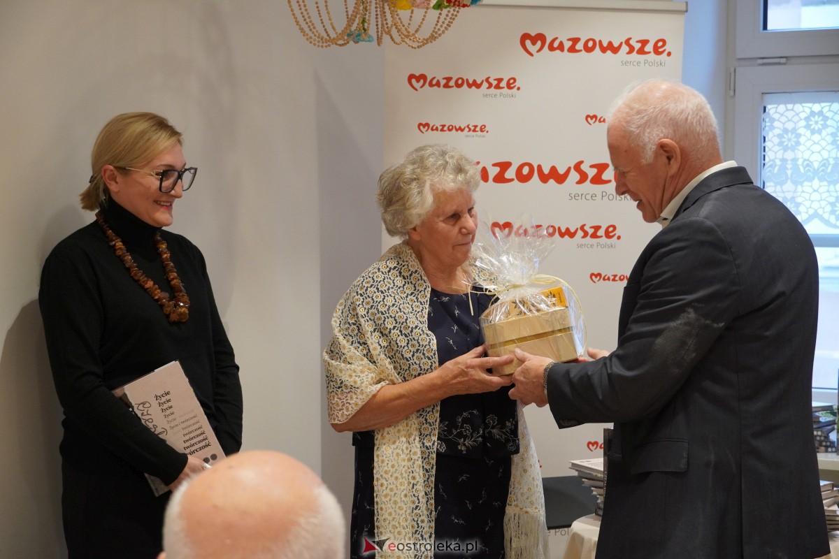 Premiera książki Czesława Kaczyńska. Życie i twórczość [17.11.2023] - zdjęcie #12 - eOstroleka.pl