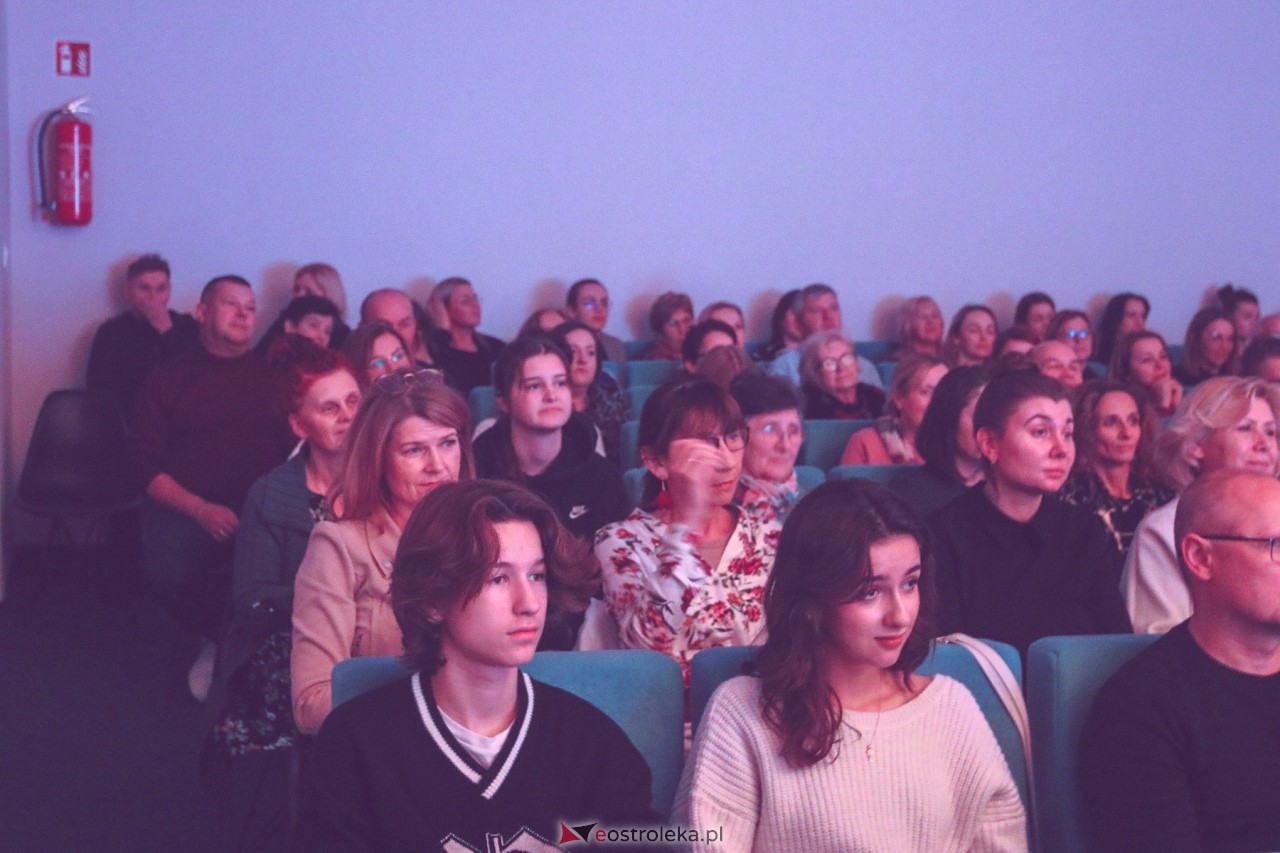 Koncert Urszuli w Kadzidle [17.11.2023] - zdjęcie #49 - eOstroleka.pl