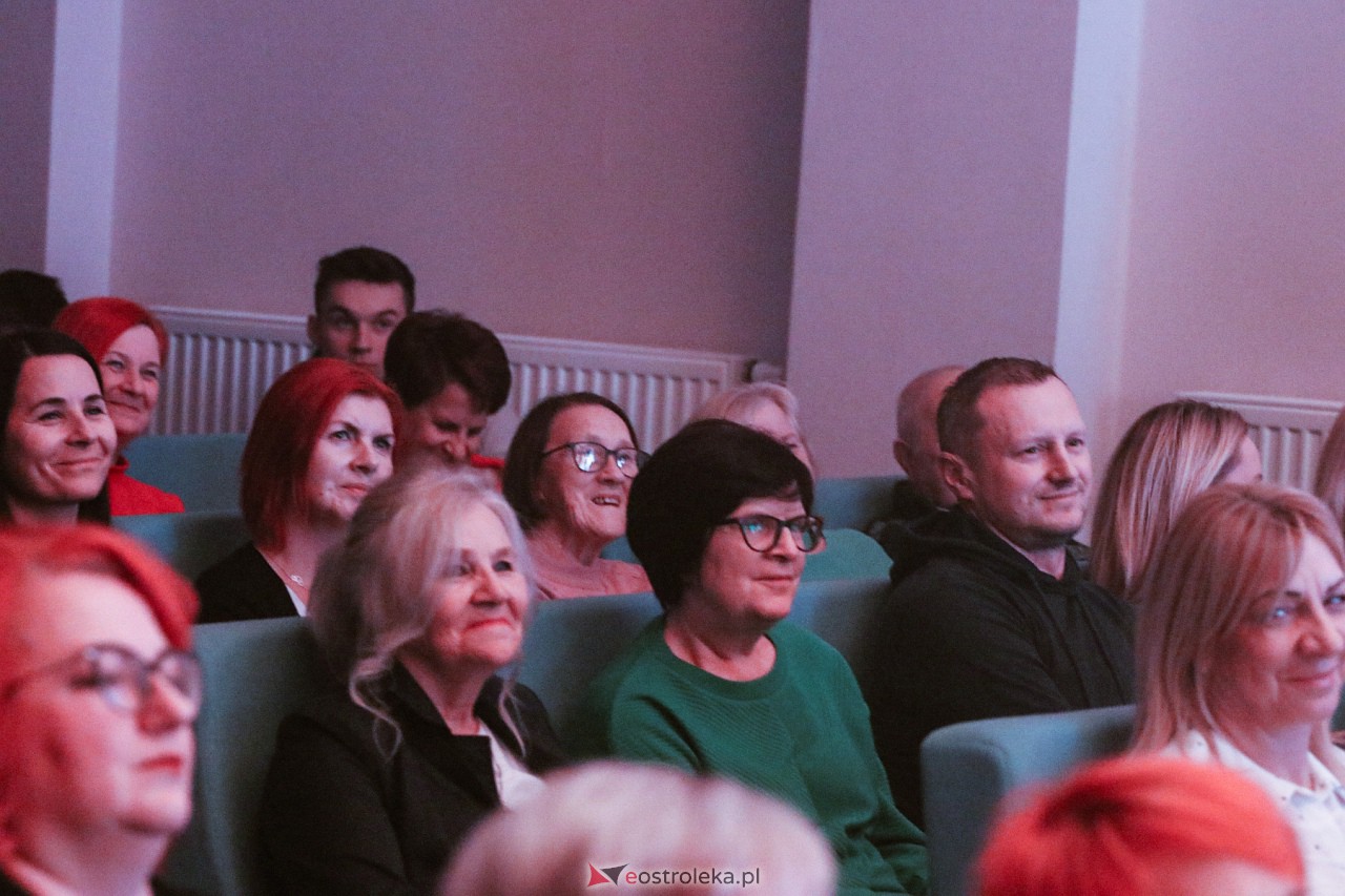 Koncert Urszuli w Kadzidle [17.11.2023] - zdjęcie #32 - eOstroleka.pl