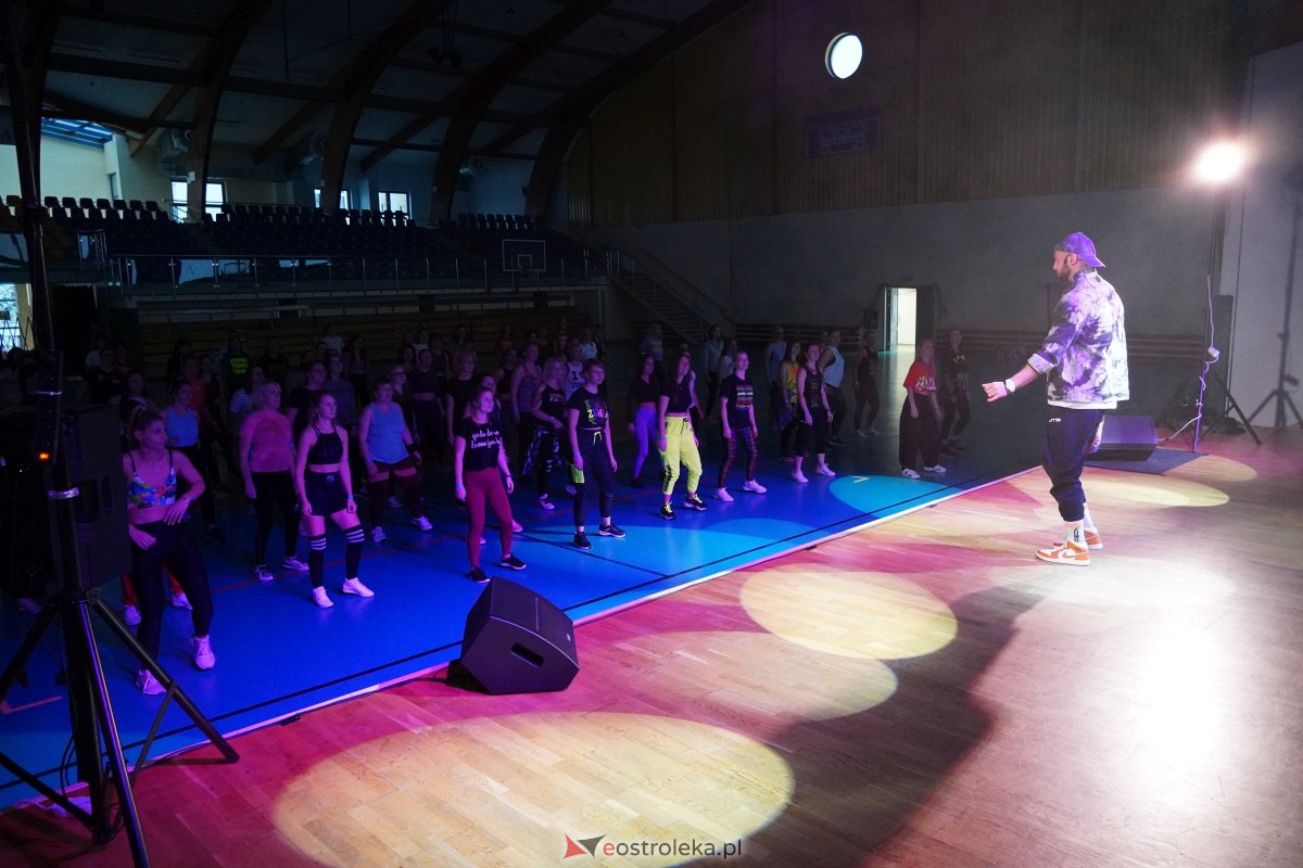 El Ritmo - warsztaty taneczne w Ostrołęce [18.11.2023] - zdjęcie #25 - eOstroleka.pl