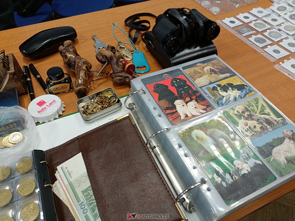 Giełda kolekcjonerska w Klubie Lokator [19.11.2023] - zdjęcie #33 - eOstroleka.pl