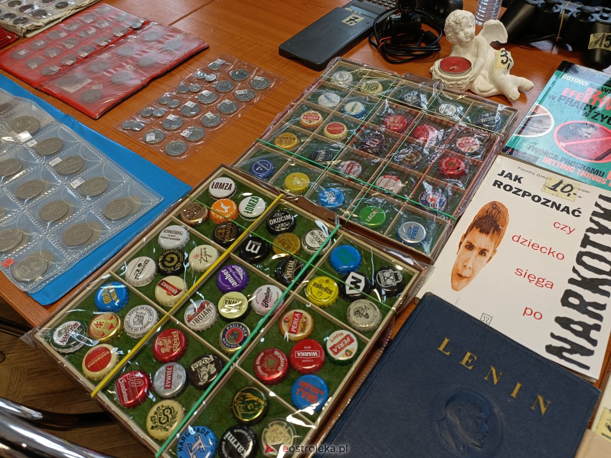 Giełda kolekcjonerska w Klubie Lokator [19.11.2023] - zdjęcie #26 - eOstroleka.pl