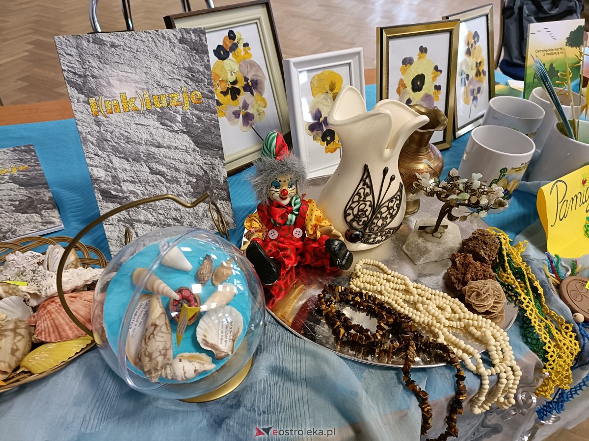 Giełda kolekcjonerska w Klubie Lokator [19.11.2023] - zdjęcie #20 - eOstroleka.pl