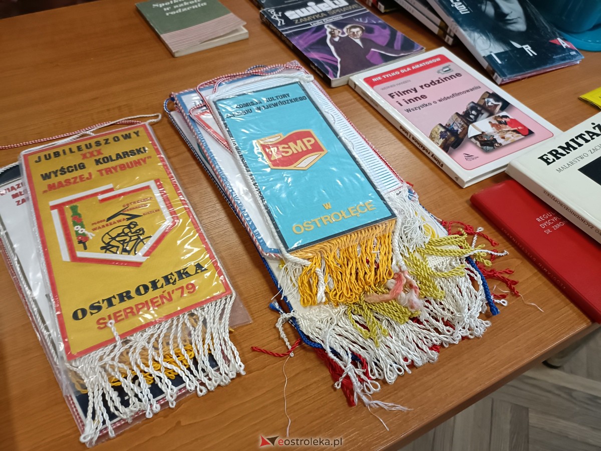 Giełda kolekcjonerska w Klubie Lokator [19.11.2023] - zdjęcie #12 - eOstroleka.pl