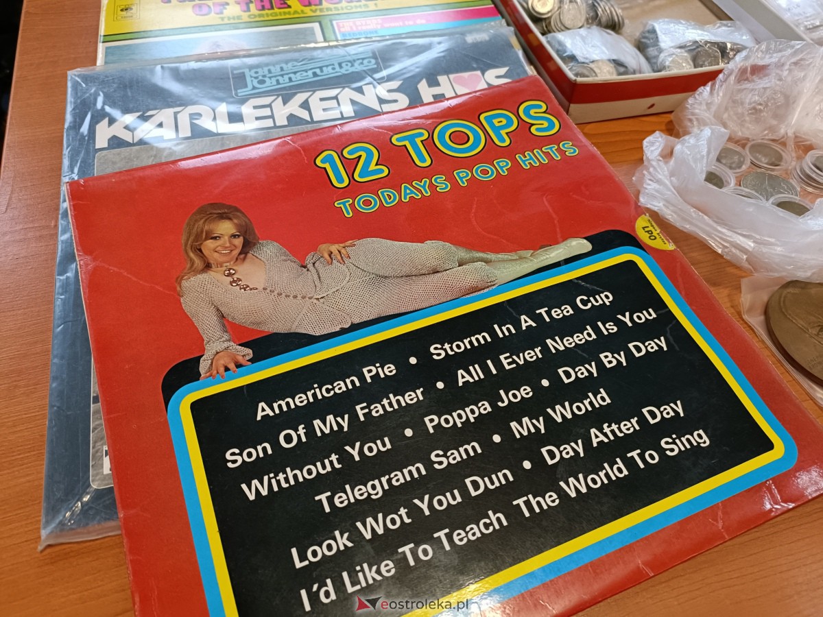 Giełda kolekcjonerska w Klubie Lokator [19.11.2023] - zdjęcie #7 - eOstroleka.pl