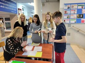 Cooltularia - Międzykulturowy wieczór z muzyka i kuchnią świata w Szkole Pozdstawowej nr 2 w Ostrołęce [21.11.2023] - zdjęcie #4 - eOstroleka.pl