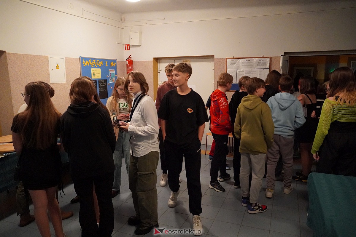 Cooltularia - Międzykulturowy wieczór z muzyka i kuchnią świata w Szkole Pozdstawowej nr 2 w Ostrołęce [21.11.2023] - zdjęcie #41 - eOstroleka.pl