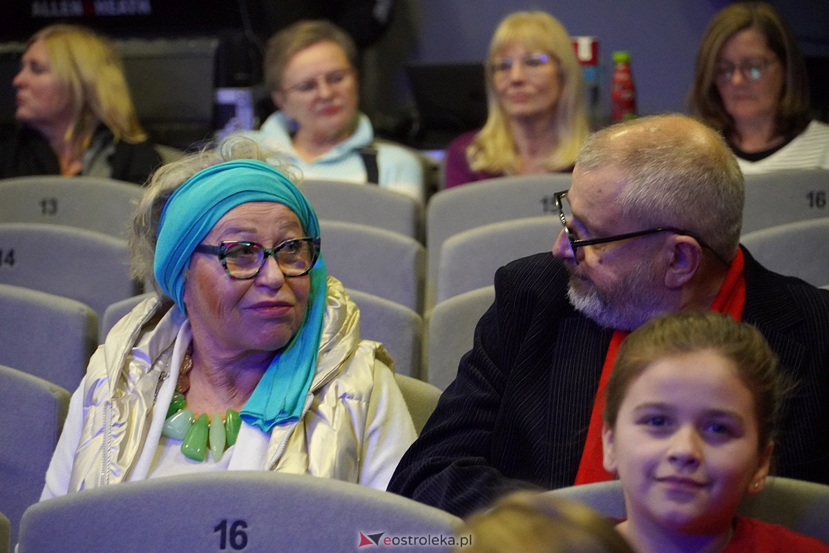 Koncert Wojtka Cugowskiego w Multimedialnym Centrum Natura [21.11.2023] - zdjęcie #33 - eOstroleka.pl