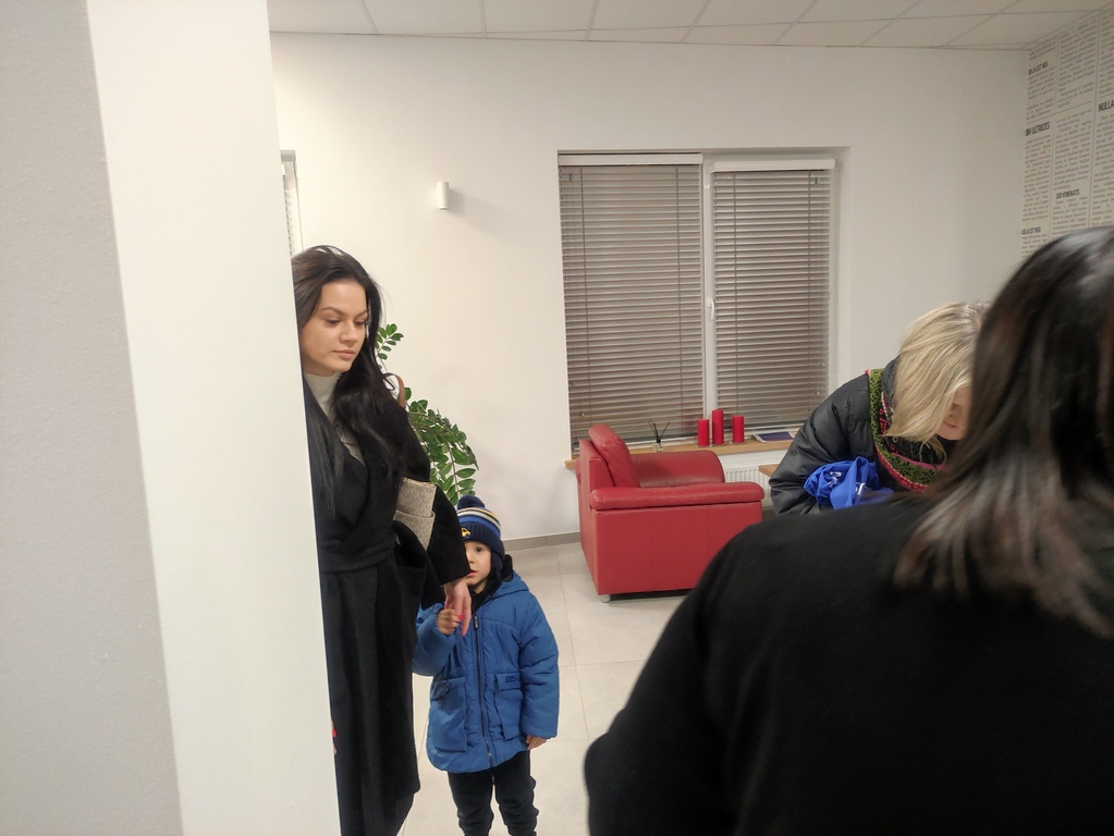 Świąteczna Zbiórka Żywności 2023. Identyfikatory trafiły do liderów [22.11.2023] - zdjęcie #4 - eOstroleka.pl