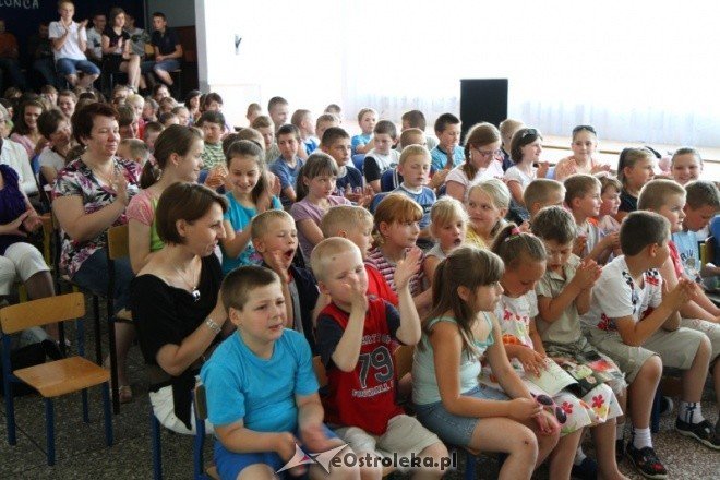 Dzieci Słońca T.Mateusiaka w Bogutach (01.06.2011) - zdjęcie #4 - eOstroleka.pl
